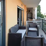 The Cosy Vilarosa Near The Lejlighed