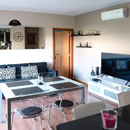 The Cosy Vilarosa Near The Apartment *