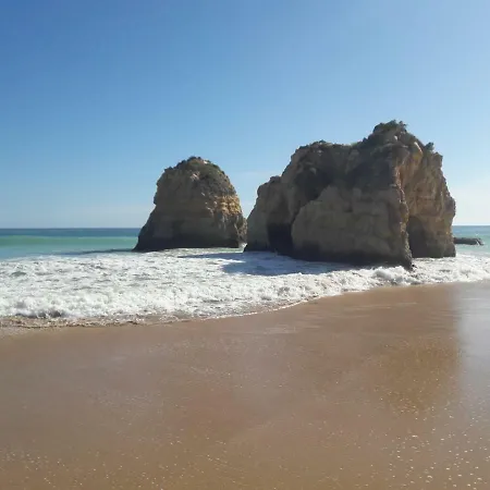 The Cosy Vilarosa Near The * Portimao